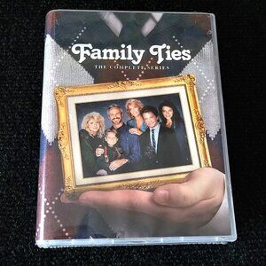 *NEW* FAMILY TIES Complete Series DVD Box Set Seasons 1 2 3 4 5 6 7 (1-7) NTSC